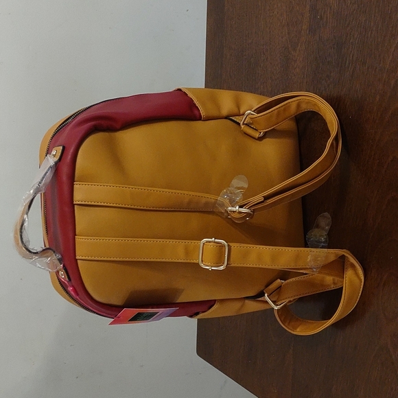 Backpack - Picture 2 of 2